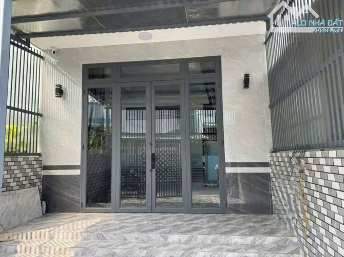 Cần bán gấp căn 158m2 giá 1ty010tr ở Bà Điểm Hóc Môn