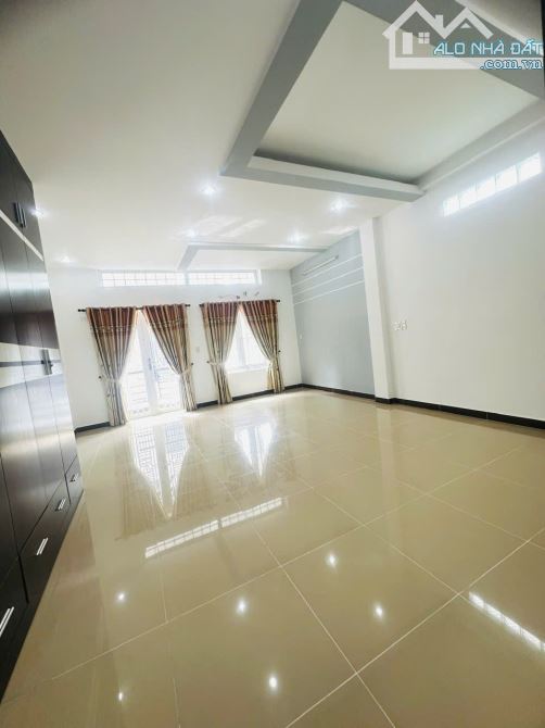 Nhà 359/12 Lê Văn Sỹ, P.13, Q.3 DT 5x15.7 (CN79m2)
