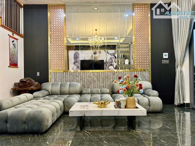 CĂN VILLA 6x40M đường A Phạm Ngũ Lão