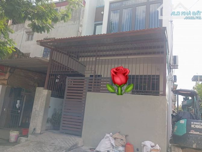 NHÀ ĐẸP=  H.iếm Người Pán BẮCHỒNG_ĐÔNGANH_HN - 3 TẦNG 76M2  DÂN XÂY, NGÕ NÔNG RỘNG ĐẸP