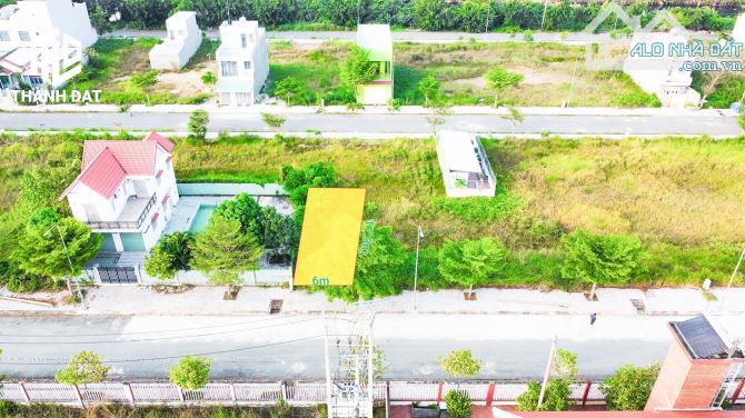 Đất Tỉnh Lộ 10 - Sổ Hồng Riêng - View Cực Hiếm - Sang Tên Liền Tay
