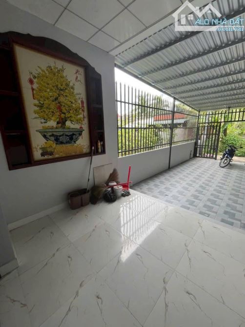 Nhà mới tại gia huỳnh , trảng bàng , tây ninh 136m2 giá 715 triệu , sổ riêng