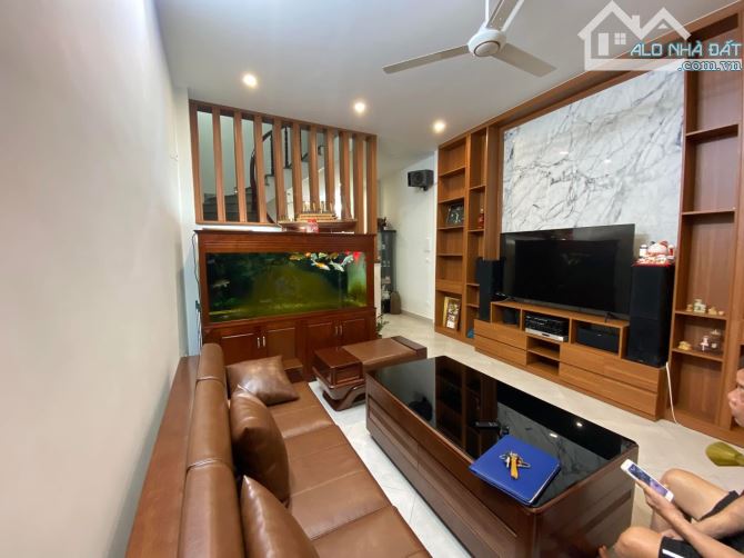 SIÊU PHẨM DÒNG TIỀN MẶT PHỐ ĐƯỜNG MỸ ĐÌNH 70 TỶ DT 180M MT 35M 9T LÔ GÓC 4 MẶT THOÁNG