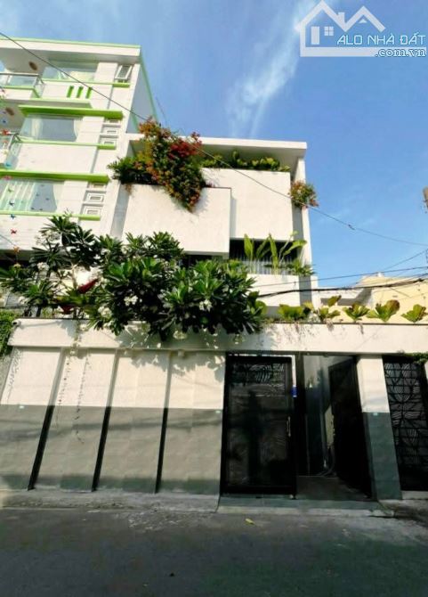 BÁN NHÀ LÊ VĂN QUỚI 4 TẦNG 170M2 NGANG 9M HẺM XE HƠI NÉ DÒNG TIỀN 42 TRIỆU CHỈ 13.X TỶ