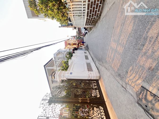 💥 GIÁ ĐẦU TƯ 🏡 BÁN ĐẤT TÌNH QUANG - LONG BIÊN – Ô TÔ ĐỖ CỬA - NGÕ THÔNG – 60M² 💸 4.5 TỶ