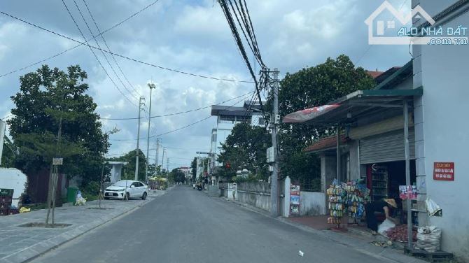 💥 BÁN LÔ GÓC ĐẸP – VIEW SÔNG HỒNG – SÁP MAI, VÕNG LA 💥 📐 DT: 115.8m² full thổ cư – MT: