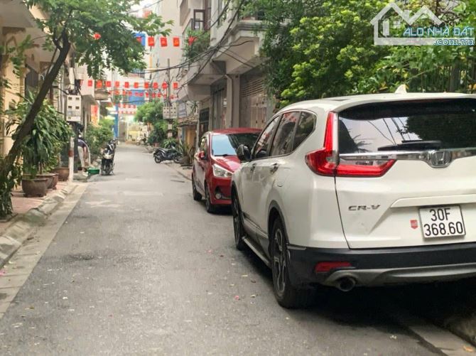 BÁN NHÀ NGUYỄN KHANG YÊN HOÀ CẦU GIẤY 38 MÉT² 5 TẦNG NHÀ ĐẸP GẦN CÔNG VIÊN 12.5 TỶ
