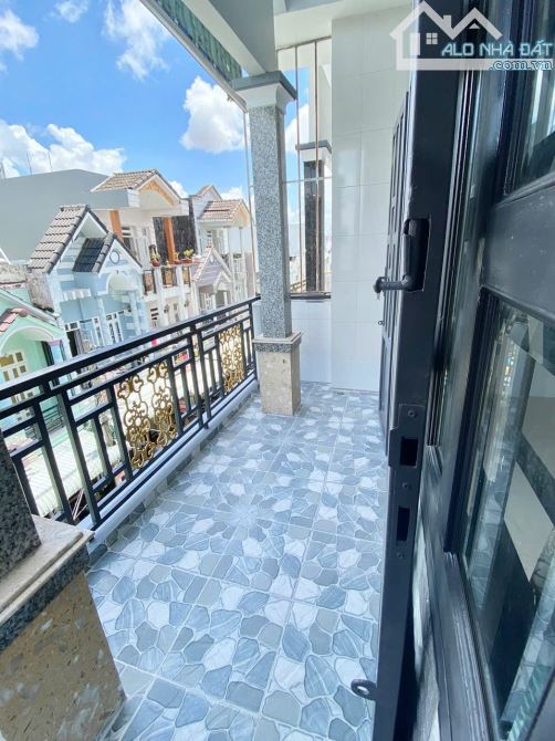 NHÀ 2 LẦU - 4 PHÒNG NGỦ - AN KHÁNH. CHỈ 8,5 TRIỆU/ THÁNG