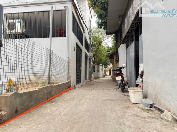 Bán đất thôn Chi Đông, xã Quang Minh, Mê Linh. Gần chợ lớn. Gần khu công nghiệp Quang