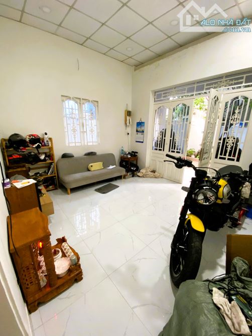bán nhà cấp 4 đường số 8 Linh Xuân diện tích 71m2 vị trí đẹp gần chợ