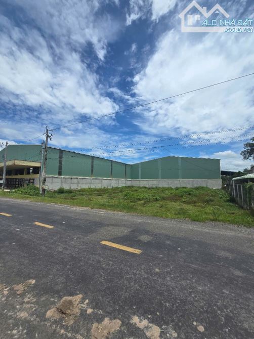 Đất  trung tâm huyện Châu Thành, 35x50,  mt đường 30m