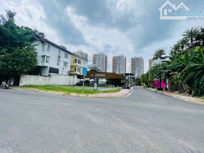Bán đất góc 2 MT, mặt tiền đường Thân Văn Nhiếp , phường An Phú,  view sông xanh mát