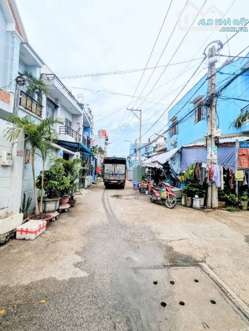 Bán nhà Hẻm xe hơi Đào sư tích DT: 6*15 giá 5x Toi