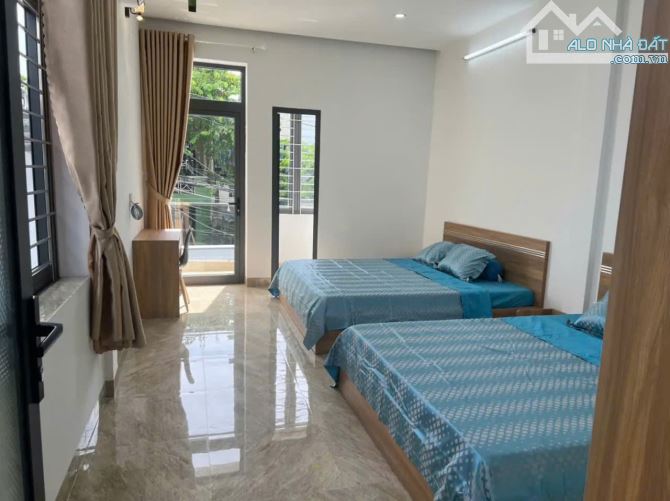 🏡 NHÀ ĐẸP 2 TẦNG GẦN BẾN XE TT – MẶT TIỀN ĐƯỜNG NGUYỄN CÔNG HOAN
