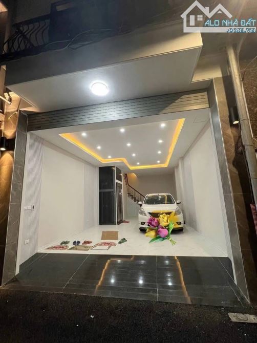 NHÀ MỚI VƯƠNG VŨ . 45M - 5T -  Chỉ 16.99 TỶ Siêu  Phẩm trong tầm giá
