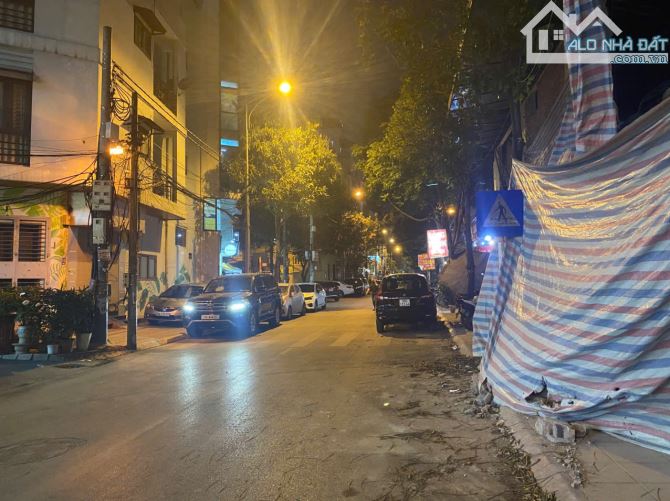 Bán nhà phố Phùng Chí Kiên, 38m², 5 tầng, ô tô đỗ cửa, 2 mặt thoáng, nhỉnh 8 tỷ (hiếm)