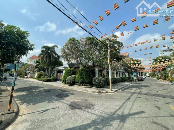 Bán Biệt Thự 2 Mặt Tiền đường 7A Khu Tên Lửa Bình Tân 21x22m