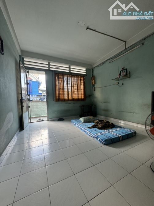 Cực Hiếm , Chung Cư, Bình Phú, Trung Tâm Quận 6, DT 55M2, SHR, Giá 2,2 Tỷ