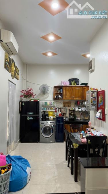 Cần bán nhà đẹp 2 tầng tăng nhơn phú b