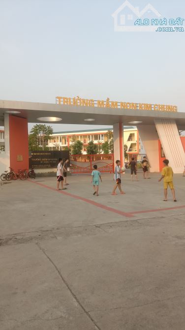CẦN BÁN 100M ĐẤT TẠI XÃ KIM CHUNG HUYỆN ĐÔNG ANH HÀ NỘI ĐƯỜNG Ô TÔ TRÁNH