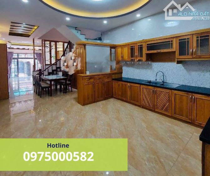 CẦN BÁN GẤP BIỆT THỰ SANG TRỌNG (200M2) TRUNG TÂM VŨNG TÀU + GIÁ CỰC TỐT