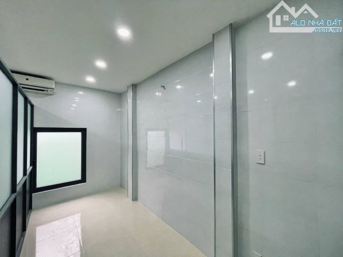 ✨TÂN BÌNH SỔ HỒNG RIÊNG VUÔNG ĐÉT – 3 TẦNG MỚI 4×6 – KO LỘ GIỚI KO QUY HOẠCH — CHỈ 3.599 T