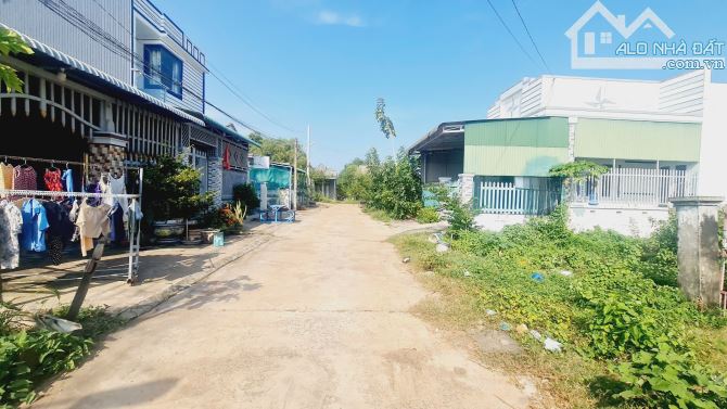 bán đất kèm nhà DT 6x16 full thổ cư, KDC Đồi Dương, LaGi, Lâm Đồng. giá rẻ