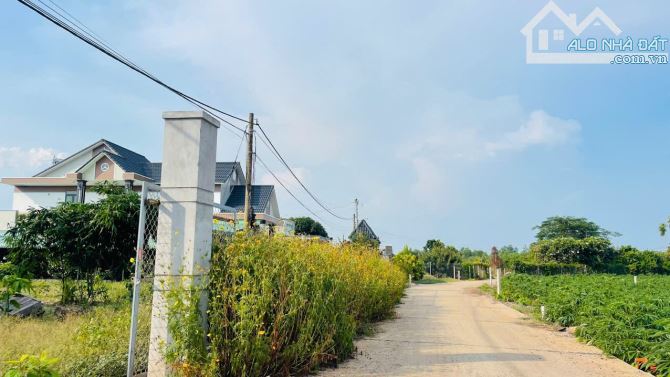 NGAY TRƯỚC KCN ĐẤT ĐỎ XÃ ĐẤT ĐỎ TP - HCM GIÁ CHỈ 650 TRIỆU✅