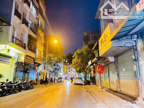 GIẢM SỐC NHÀ MẶT PHỐ LƯƠNG VĂN CAN TT QUẬN HOÀN KIẾM KD VỈA HÈ 67M X 3 TẦNG 31,5 TỶ
