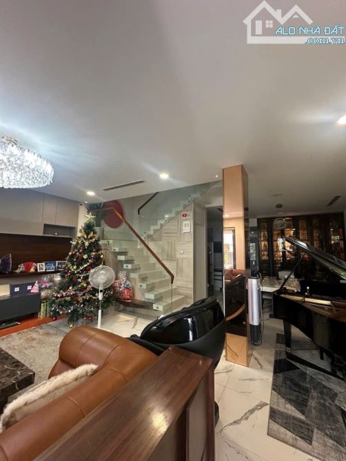 🏡 BÁN BIỆT THỰ NAM VIÊN – KDC PHÚ MỸ HƯNG CAO CẤP – ĐẲNG CẤP CHO GIỚI THƯỢNG LƯU