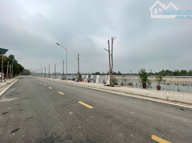 🏠 BÁN NHÀ XÃ YÊN MỸ – 200M² – 5 TẦNG – Ô TÔ 4 CHỖ ĐỖ CỬA