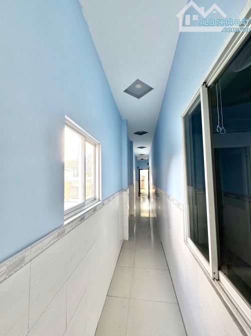Phòng trọ 15-20m2 mặt tiền Tân Hương, giờ giấc tự do - 10