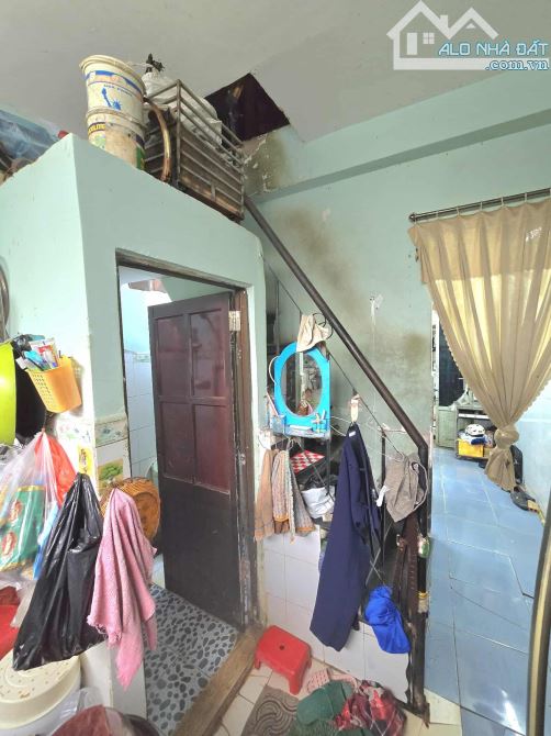 Bán nhà 3 tầng 3pn sổ riêng Hoàng Diệu 2 Thủ Đức chỉ 2 tỷ 8 - 10