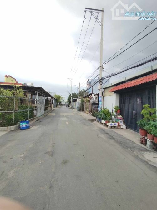 Bán Nhà Tân Xuân,115m2,2 Tầng ngang 8m, Đường 6m thông tứ tung. Chia làm 2 căn. - 10