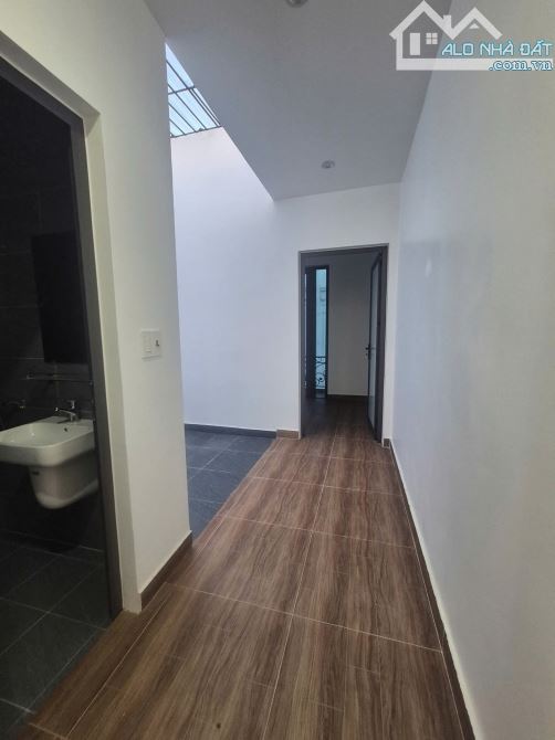 Mở bán 3 căn xây 3 tầng tại Trương Văn Lực giá 2,55 tỷ - 10