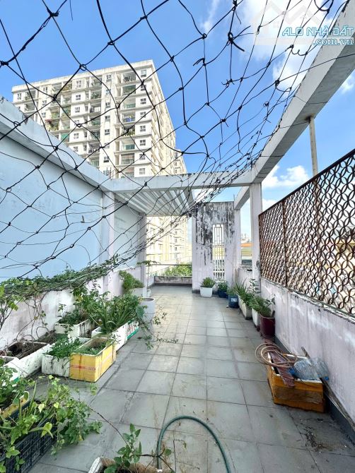 Phòng trọ 15-20m2 mặt tiền Tân Hương, giờ giấc tự do - 11