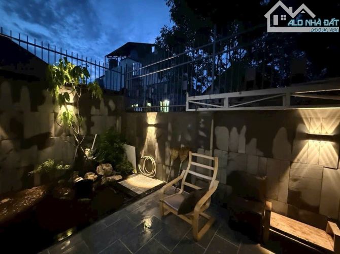 Nhà bán -Thạnh Xuân 24 - 115m2 - 3 Tầng - HXH - TK đep - Giá 7.9 Tỷ Tl - 11