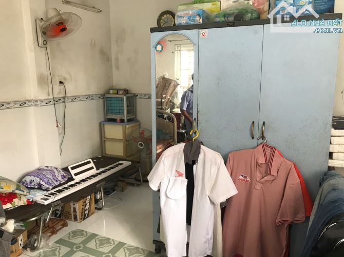 NHÀ QUẬN TÂN BÌNH - 51,7 M2 - 3 TẦNG - ĐƯỜNG CÁCH MANG THÁNG 8 - HẺM 3 M - 6,3 T_Ỷ - 11