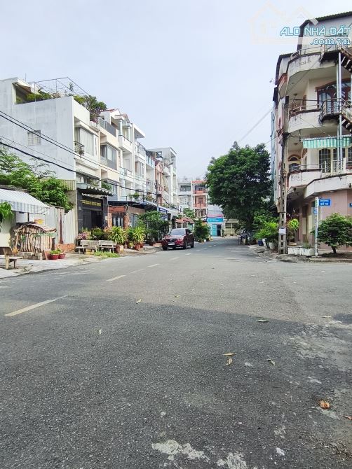 Bán Nhà Khu Tên Lửa AEON   , 3 Tầng 80m2, Dòng Tiền 20tr/tháng  , Chỉ 11 Tỷ - 1