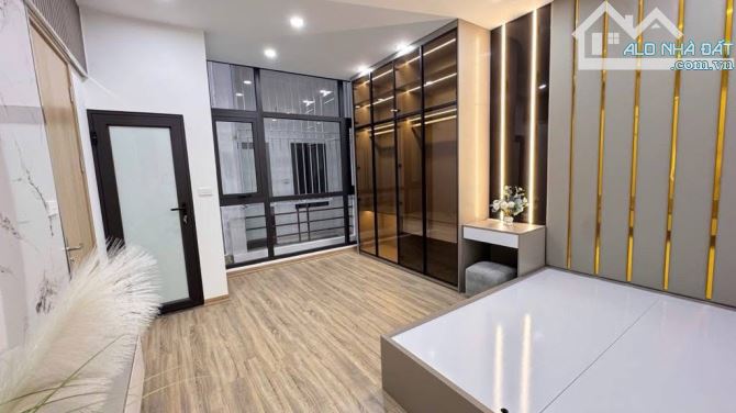 BÁN NHÀ LÔ GÓC AN DƯƠNG VƯƠNG 53M X 6 TẦNG, NGÕ THÔNG Ô TÔ, NỘI THẤT XỊN, GIÁ 9.X TỶ - 1