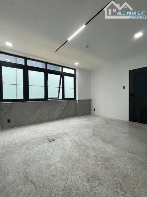 CHÍNH CHỦ BÁN GẤP NHÀ LÊ THÁNH TÔN,QUẬN 1-GIÁ:6,2TỶ/80m2(4x20m).NHÀ 6 TẦNG BTCT.SỔ ĐẸP - 1