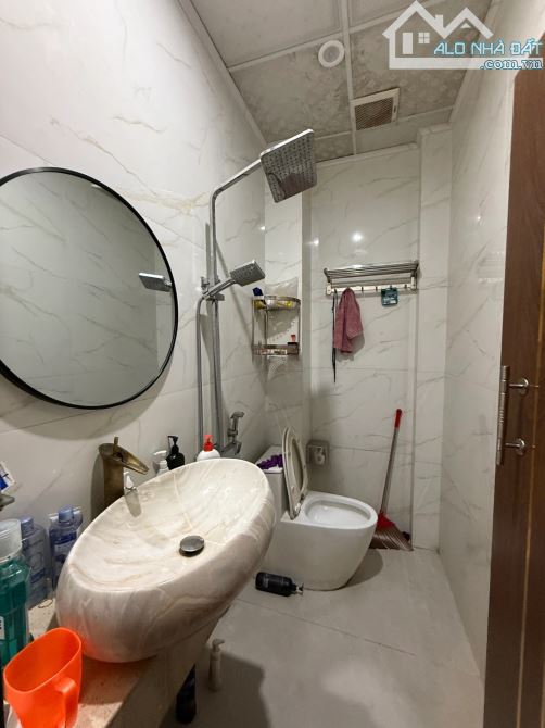 SIÊU RẺ NHÀ 2 TẦNG KIỆT NHỰA 6M NGUYỄN LƯƠNG BẰNG_DT 71M2_NGANG 5M_CHỈ 3.8 TỶ - 1