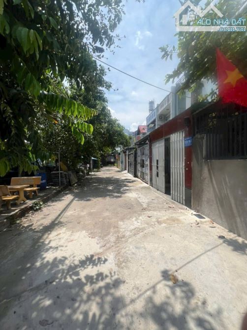 Bán nền đất đường Vườn Lài hẻm 19 85m2 giá 5.25 tỷ giá đầu tư và an cư sổ hồng riêng - 1