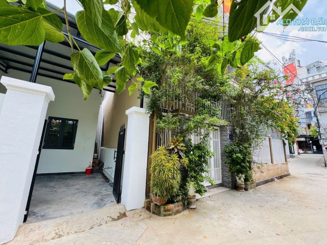 Nhà cấp 4 cách đường chính ĐẶNG HUY TRỨ 30M- diện tích đất 75m2 (2 mặt thoáng) -Giá 2tỷ1xx - 1
