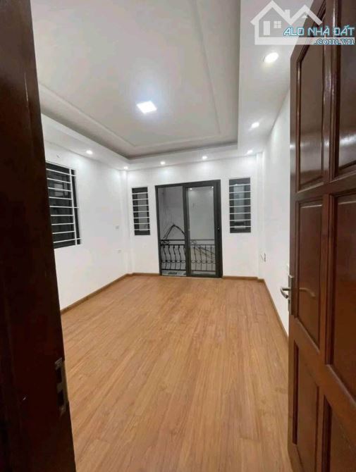 Bán nhà Ngọa Long, Dt 38m2, 5 tầng, giá chào hơn 5 tỷ - 1