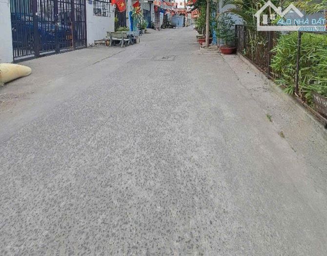 Bán căn LÔ GÓC 2MT, Thạnh Lộc 40 Quận 12, 8 x 22(176m2), nhỉnh hơn 6ty - 1