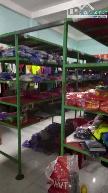 Bán nhà 2 tầng 181m2 Tân xuân Hóc môn giá 9 tỷ 400 triệu - 1