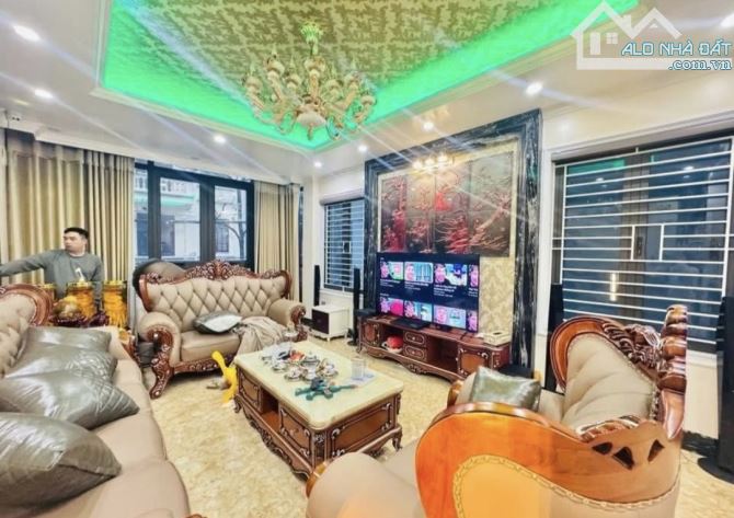 BÁN NHÀ– HOÀNG QUỐC VIỆT- LÔ GÓC– 66M²– Ô TÔ TRÁNH– KINH DOANH– CHỈ 18 TỶ HƠN - 1