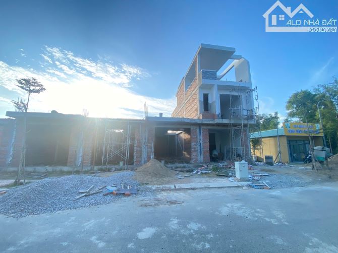Bán nhanh nhà 3 tầng 3pn  tại Thành Hải Phan Rang giá chỉ hơn 2 tỷ gần nhà thờ Tân Hội - 1