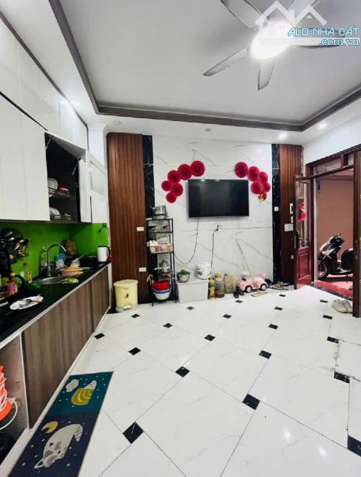 Bán nhà Bùi Xương Trạch, Thanh Xuân, gần phố, ô tô, 32m2, 7.3 tỷ (CTL) - 1